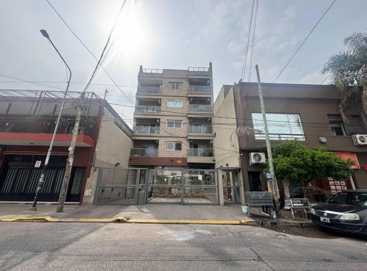 Departamento · 37m² · 2 Ambientes · 1 Cochera