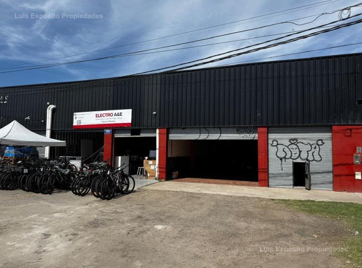Bodega-Galpón · 270m²