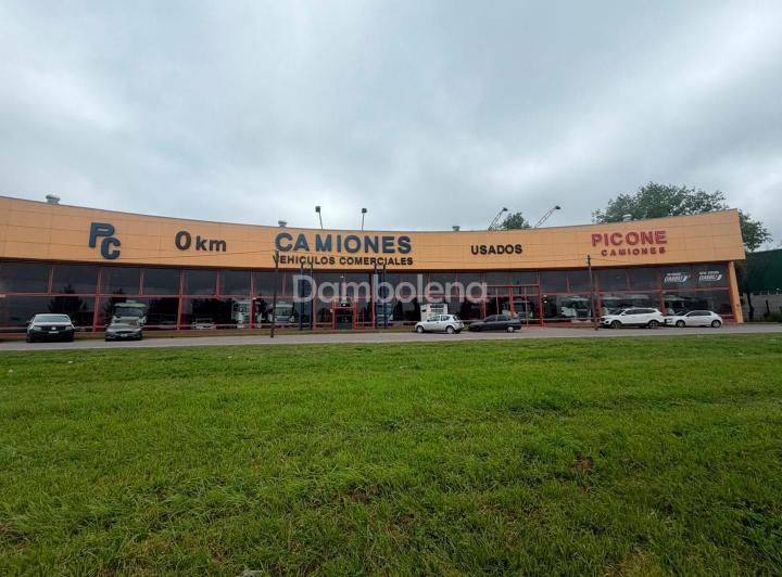 Local comercial · 2611m²