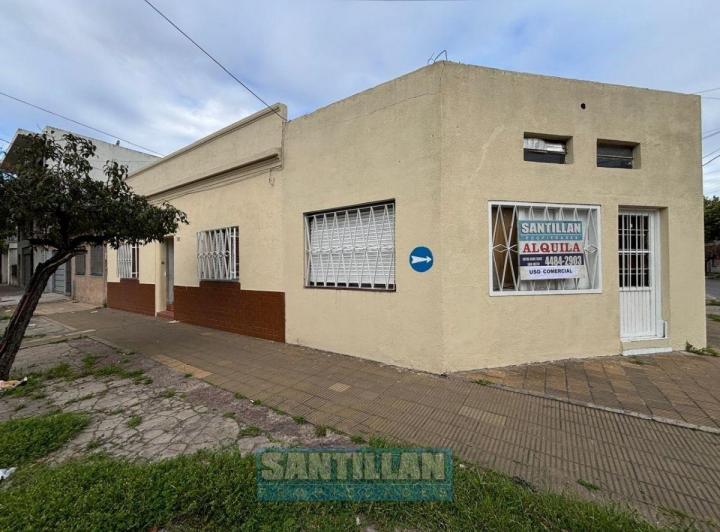Casa · 60m² · 4 Ambientes · 1 Cochera