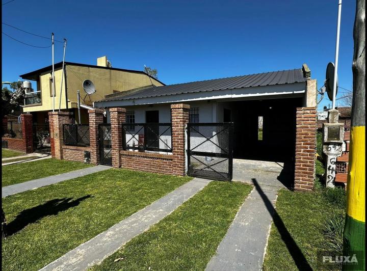 Casa · 60m² · 3 Ambientes · 1 Cochera