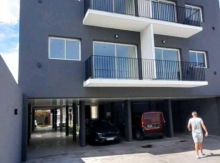 Departamento · 49m² · 2 Ambientes · 1 Cochera