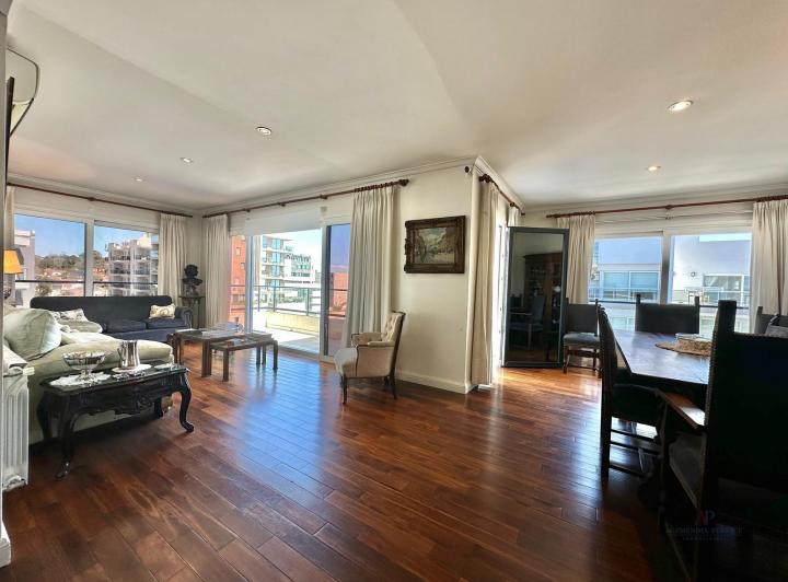Departamento · 145m² · 4 Ambientes