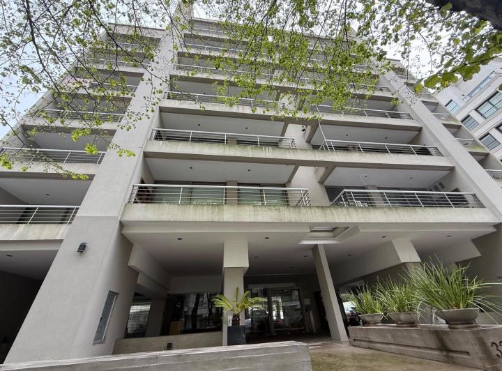 Departamento · 77m² · 2 Ambientes · 1 Cochera