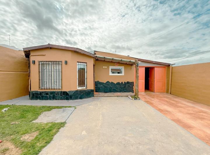 Casa · 173m² · 6 Ambientes · 1 Cochera