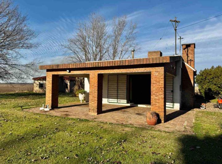 Casa · 110m² · 4 Ambientes · 1 Cochera