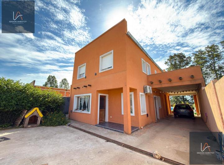 Casa · 200m² · 6 Ambientes · 1 Cochera