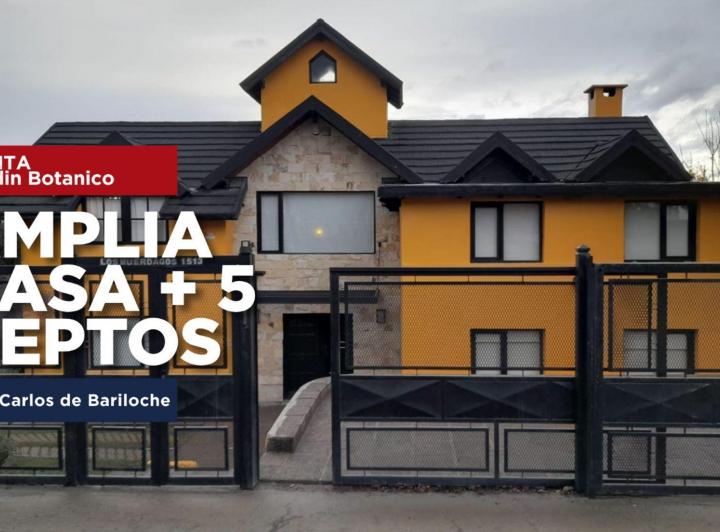 Casa · 200m² · 8 Ambientes · 3 Cocheras