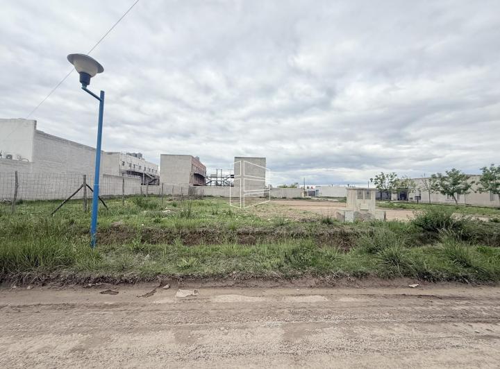 Terreno · 365m²