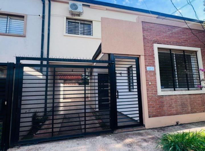 Casa · 50m² · 3 Ambientes · 1 Cochera