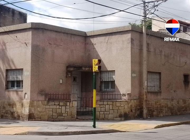 Casa · 163m² · 5 Ambientes · 1 Cochera