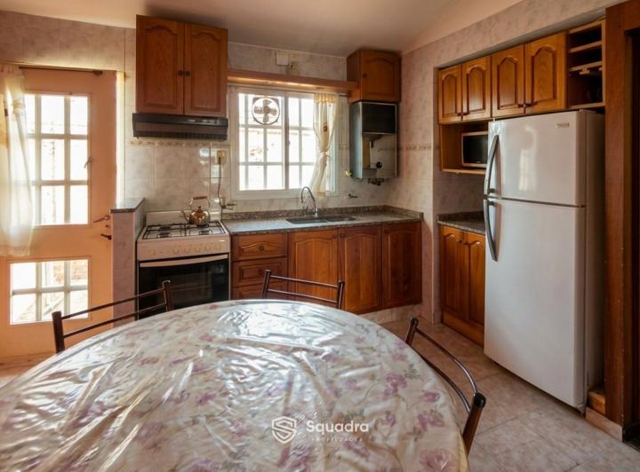 Casa · 87m² · 4 Ambientes · 1 Cochera