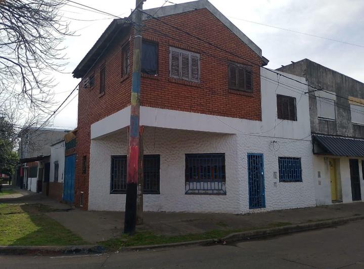 Casa · 113m² · 5 Ambientes · 1 Cochera