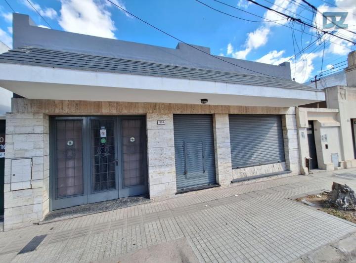 Casa · 147m² · 9 Ambientes · 1 Cochera