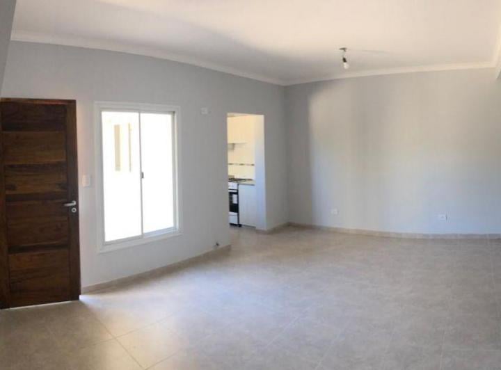 Departamento · 70m² · 4 Ambientes · 1 Cochera