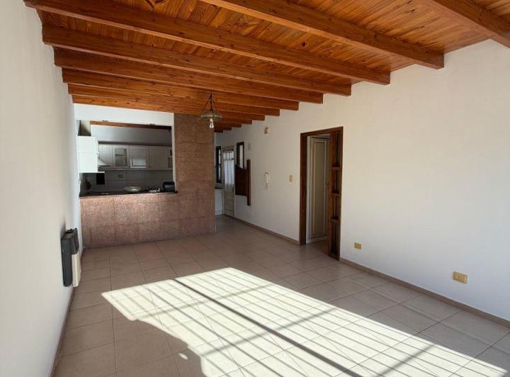 Departamento · 75m² · 4 Ambientes · 1 Cochera