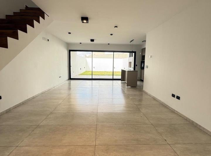 Departamento · 180m² · 5 Ambientes · 2 Cocheras