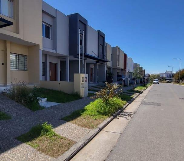 Departamento · 5 Ambientes · 1 Cochera