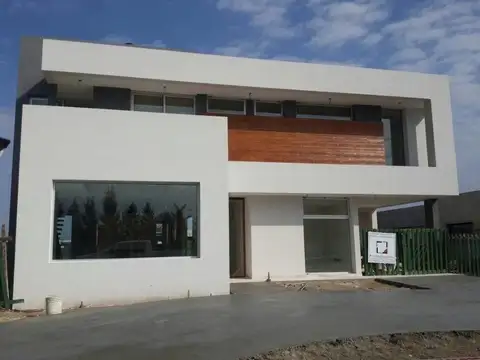 Casa en Venta en Guillermo E Hudson, Partido de Berazategui