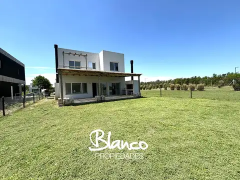 Casa en Venta en Puertos, Countries y Barrios Cerrados en Escobar