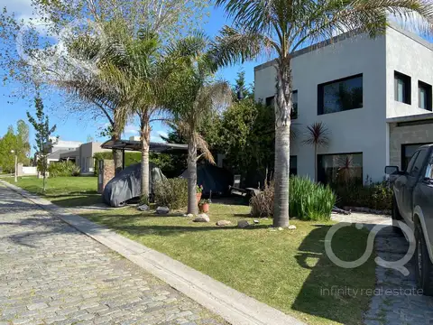 Casa en Venta en Brickland, Countries y Barrios Cerrados en Esteban Echeverria
