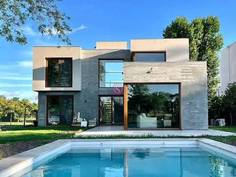 Casa en Venta en Pilar del Este - Santa Guadalupe, Countries y Barrios Cerrados en Pilar