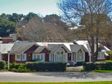 Casa en Venta en Zona Iglesia, Pinamar