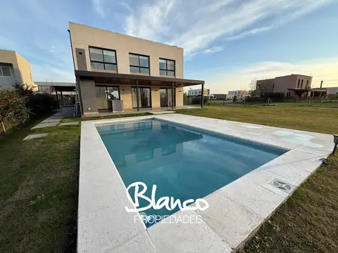 Casa en Venta en El Naudir, Countries y Barrios Cerrados en Escobar