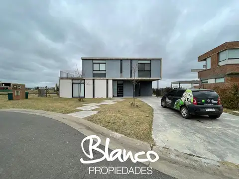 Casa en Venta en San Sebastian, Countries y Barrios Cerrados en Escobar