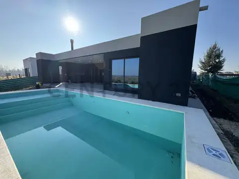Casa en Venta en El Naudir, Countries y Barrios Cerrados en Escobar