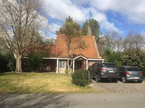 Casa en Venta en Highland Park Country Club, Del Viso