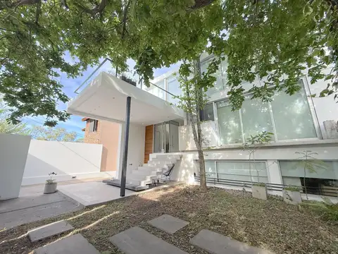 Casa en Venta en City Bell, Partido de La Plata