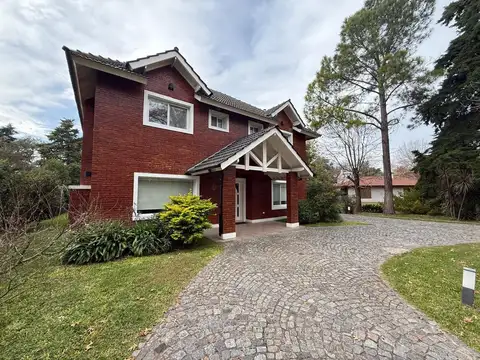 Casa en Venta en Golfers, Countries y Barrios Cerrados en Pilar