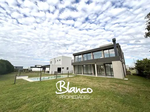 Casa en Venta en Puertos, Countries y Barrios Cerrados en Escobar