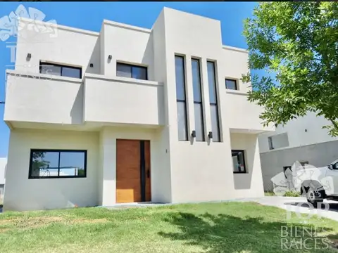 Casa en Venta en Puertos - Araucarias, Countries y Barrios Cerrados en Escobar