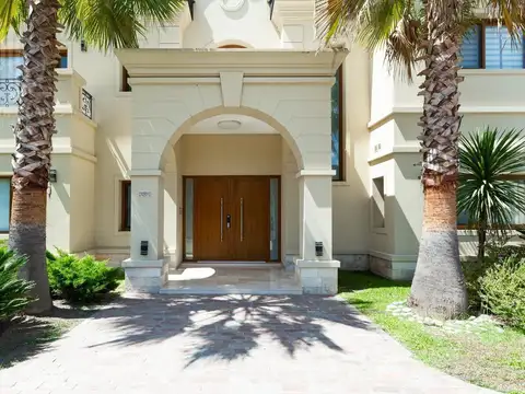 Casa en Venta en Countries y Barrios Cerrados en Esteban Echeverria, Partido de Esteban Echeverría