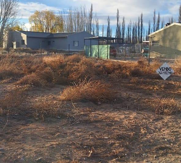 Terreno · 385m²