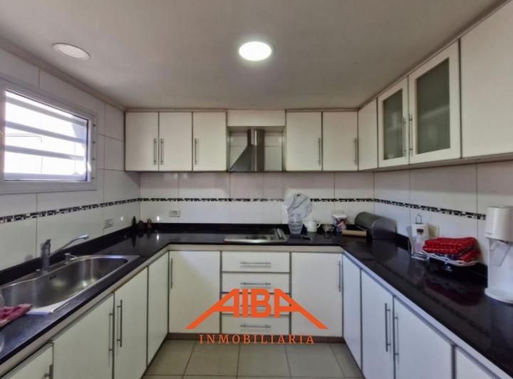 Casa · 120m² · 3 Dormitorios · 1 Cochera