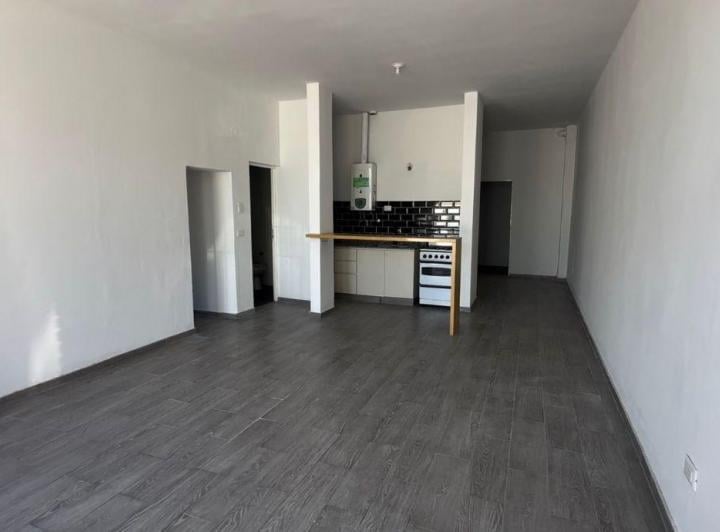 Departamento · 50m² · 2 Ambientes · 1 Cochera