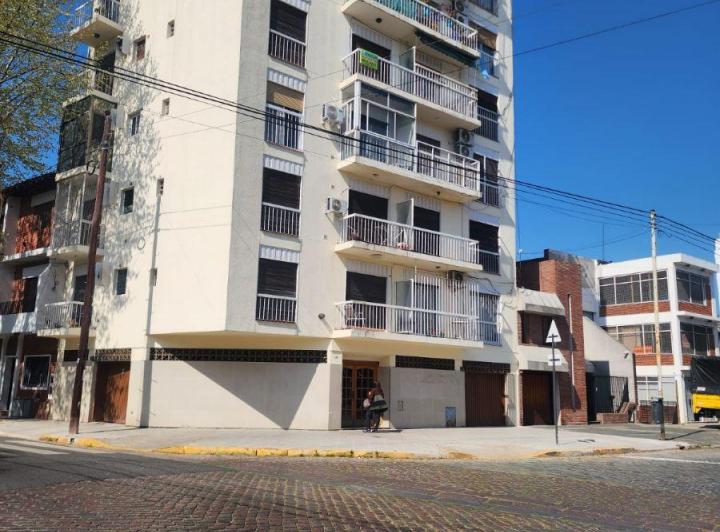 Departamento · 70m² · 3 Ambientes · 1 Cochera