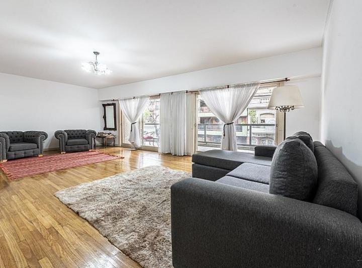 Departamento · 206m² · 5 Ambientes · 1 Cochera