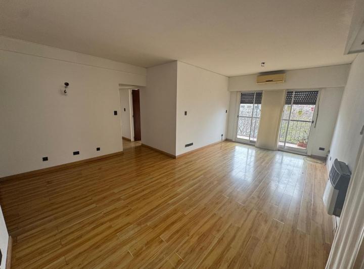 Departamento · 78m² · 4 Ambientes · 1 Cochera