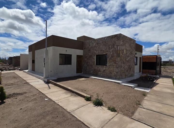 Casa · 75m² · 1 Ambiente · 1 Cochera