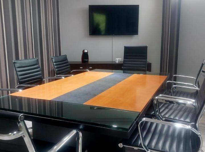 Oficina comercial · 55m² · 2 Ambientes · 9 Cocheras