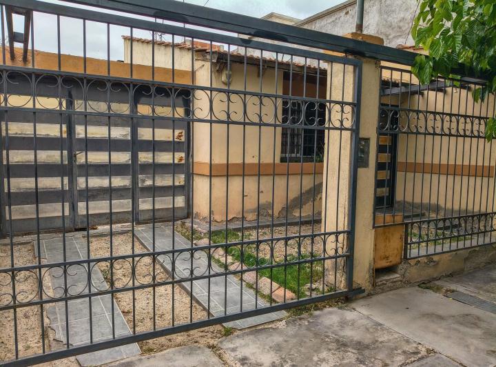 Casa · 100m² · 2 Cocheras
