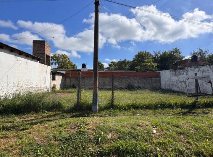 Terreno · 165m²