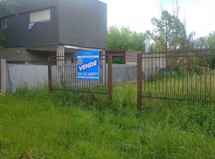 Terreno · 588m²