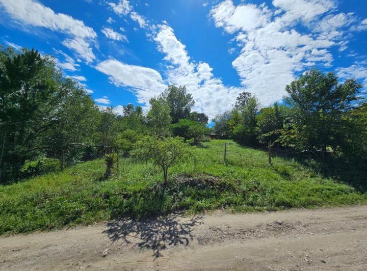 Terreno · 777m²