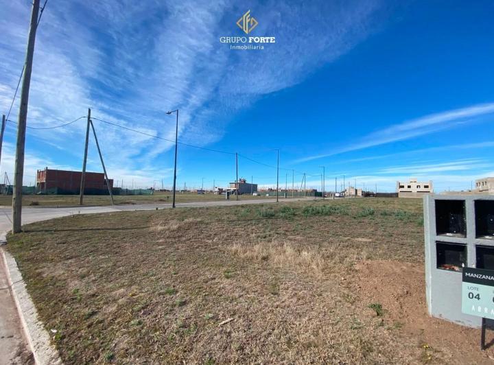 Terreno · 300m²