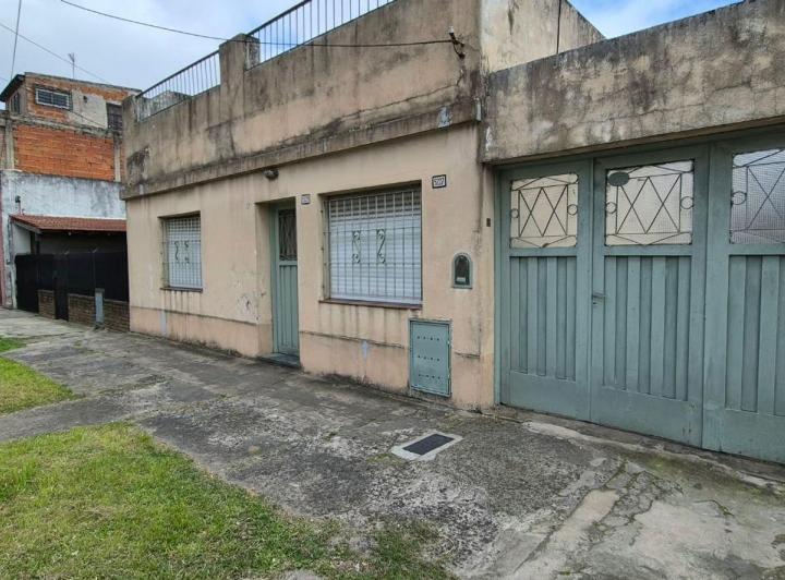 Casa · 86m² · 3 Ambientes · 3 Cocheras